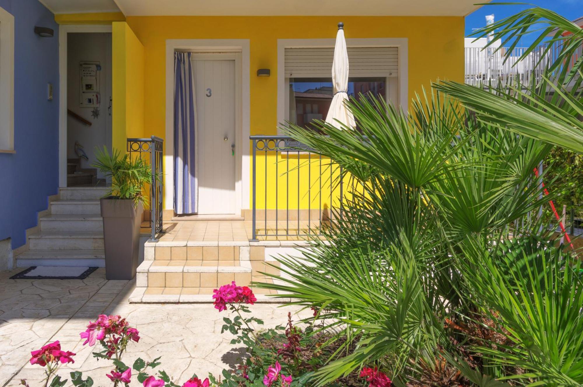 Residence Amarein Каорле Экстерьер фото