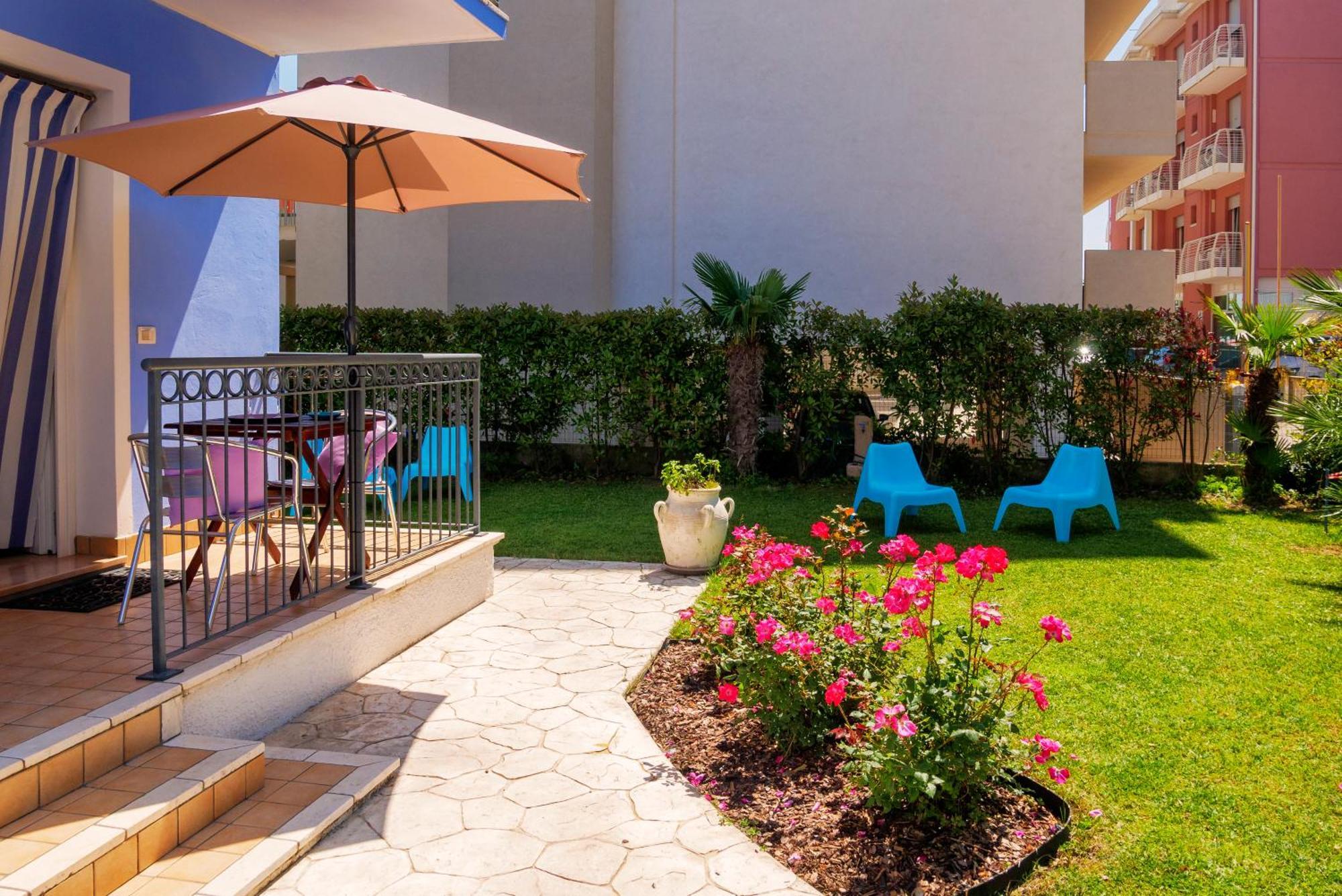 Residence Amarein Каорле Экстерьер фото
