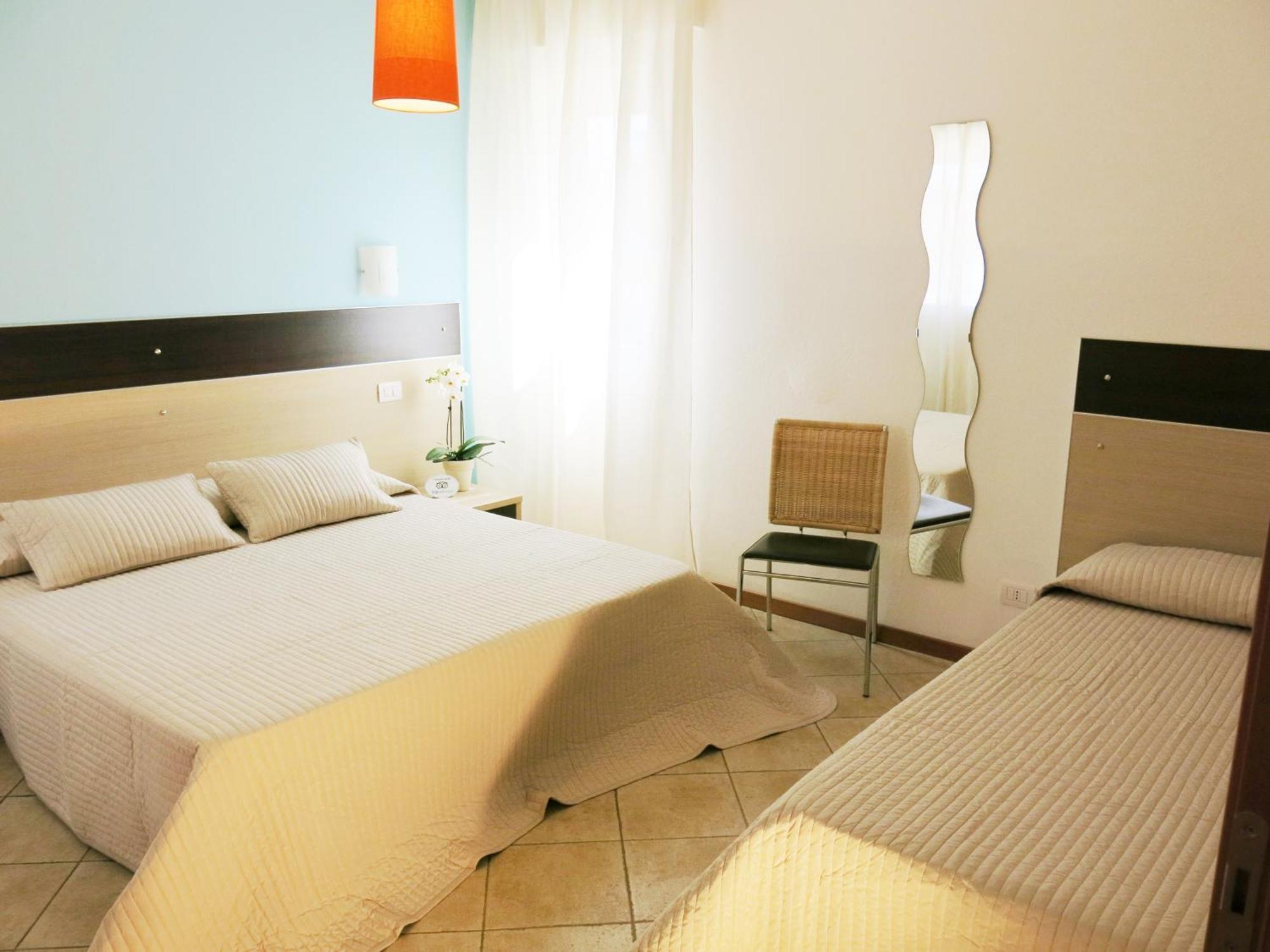 Residence Amarein Каорле Экстерьер фото